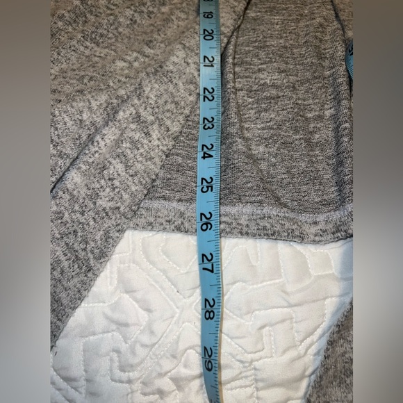 Gray flyaway cardigan - Picture 7 of 8